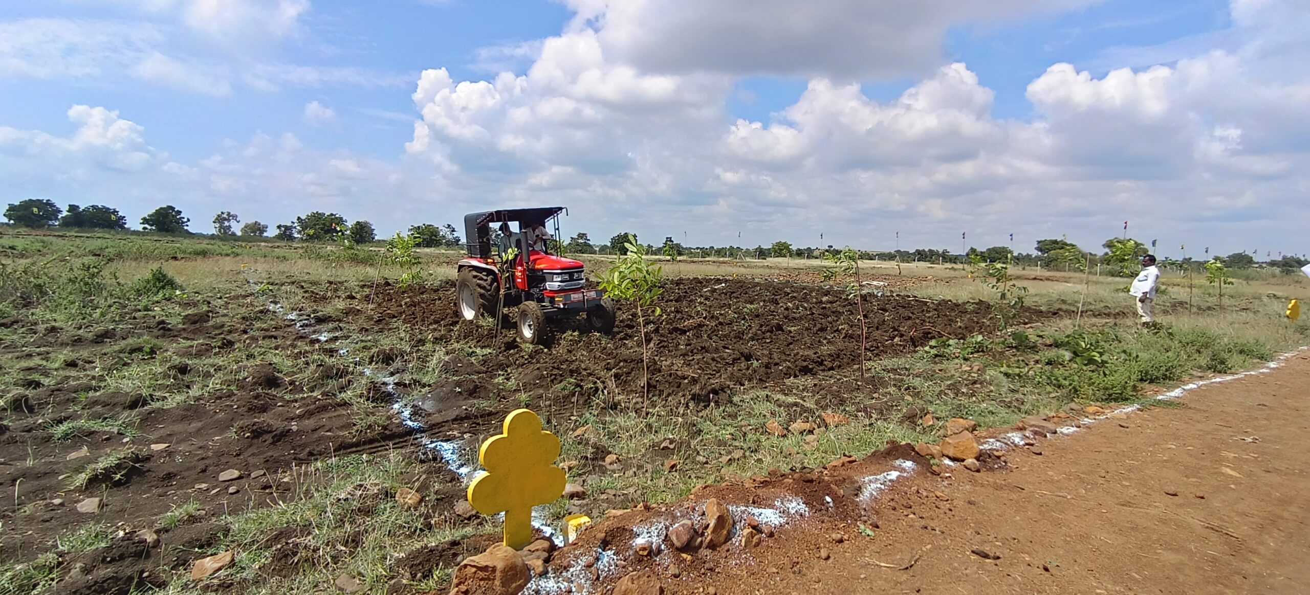 Discover premium farm plots and agricultural land for sale in Hyderabad, Telangana, and across India. Invest in your dream farmland with RS Nivas.